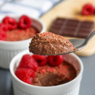 Easy 10-Minute Dairy Free Chocolate Mousse | www.frugalnutrition.com #chocolatemousse #dairyfree