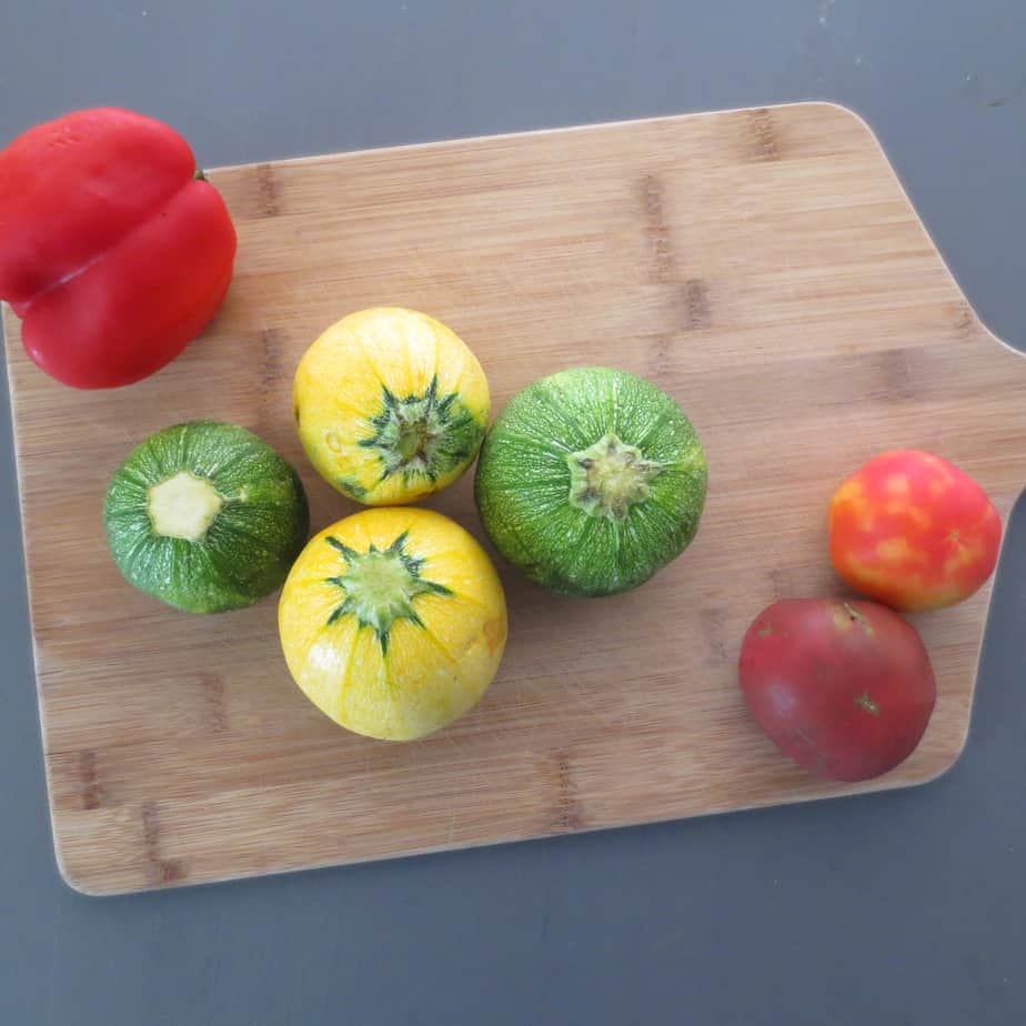 Tomatoes, zucchini, bell pepper