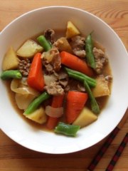 Japanese Beef & Potato Stew