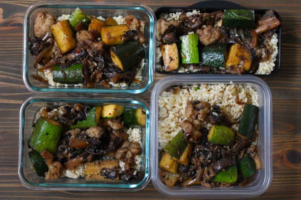 https://www.frugalnutrition.com/wp-content/uploads/2016/07/Vegan-Portobello-Zucchini-Stir-Fry-Meal-Prep-Frugal-Nutrition-1024x683.jpg