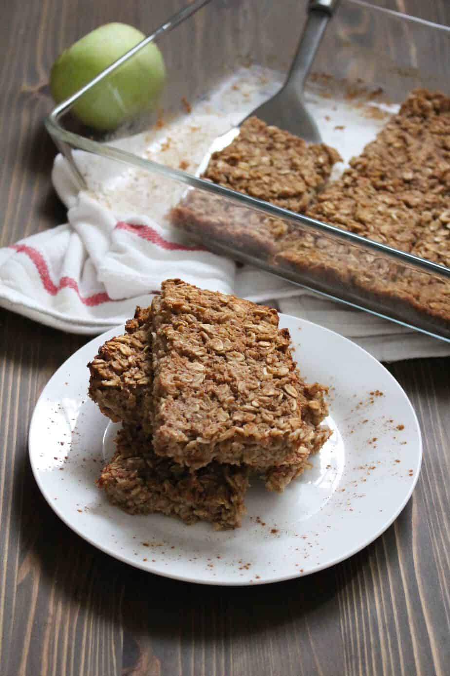 pear-baked-oatmeal-bars-for-breakfast-on-the-go-frugal-nutrition