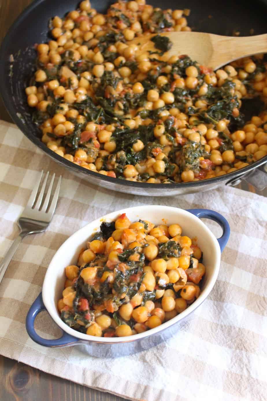 vegan-4-ingredient-coconut-chickpeas-with-tomatoes-and-kale-frugal-nutrition