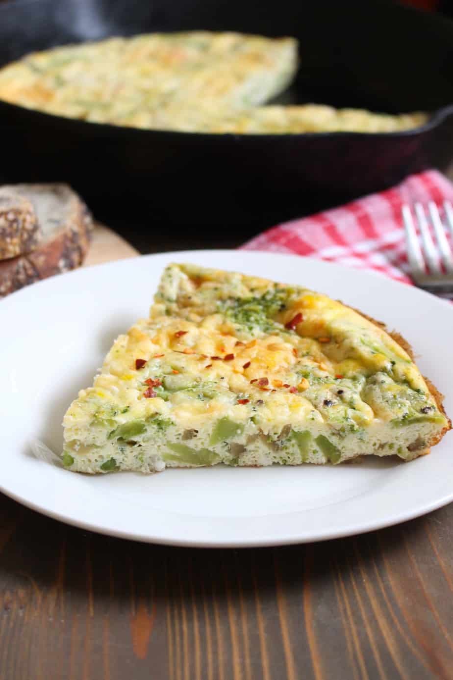 broccoli-cheddar-frittata-frugal-nutrition