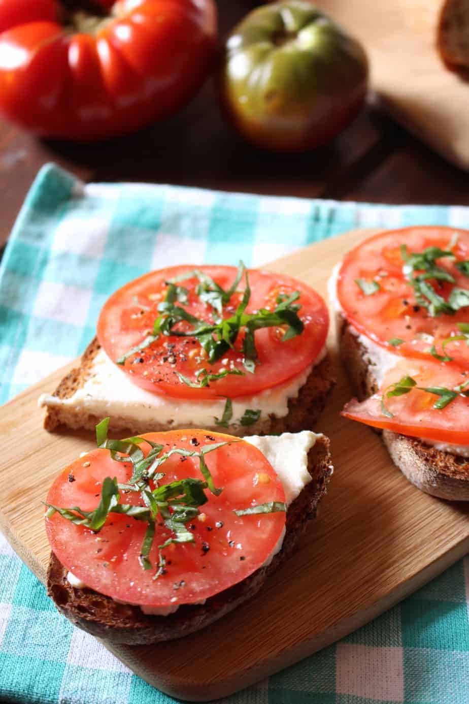Garlic Ricotta Toast with Tomatoes and Basil 